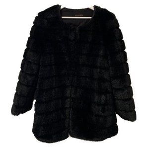 STORETS Black Faux Fur Jacket